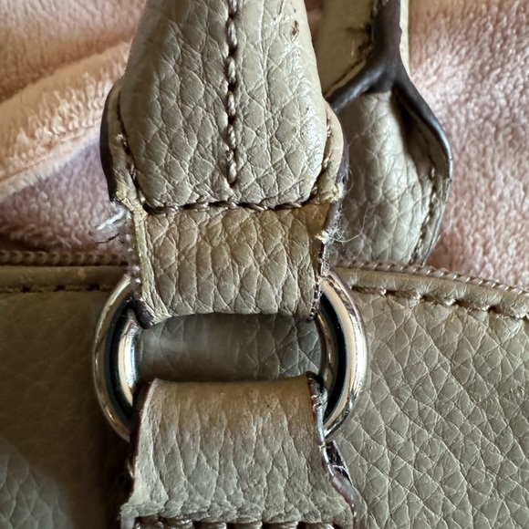 Tignanello Tan bag / purse - Picture 3 of 12